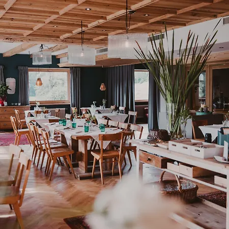 Seebichl Adults Only Designhotel - Pool & Dine Hotel Kitzbühel