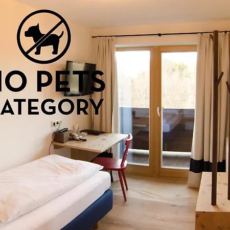 Seebichl Adults Only Designhotel - Pool & Dine