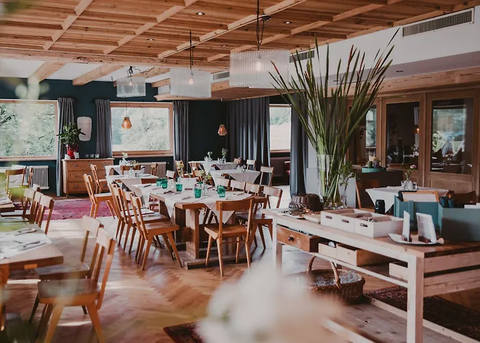 Seebichl Adults Only Designhotel - Pool & Dine Hotel Kitzbühel