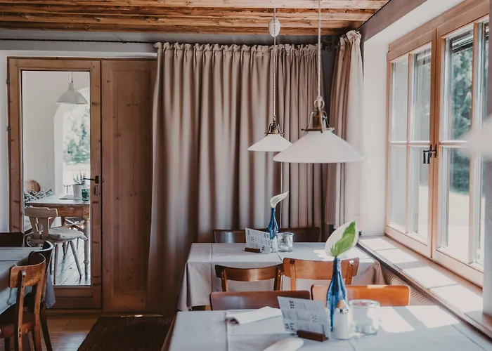 Hotel Seebichl Adults Only Designhotel - Pool & Dine